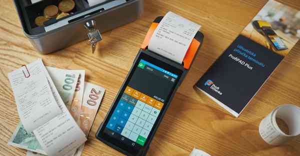 眼镜公司怎么做活动策划