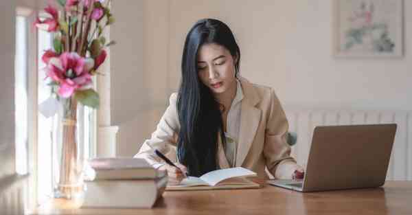 策划公关活动公司价格多少